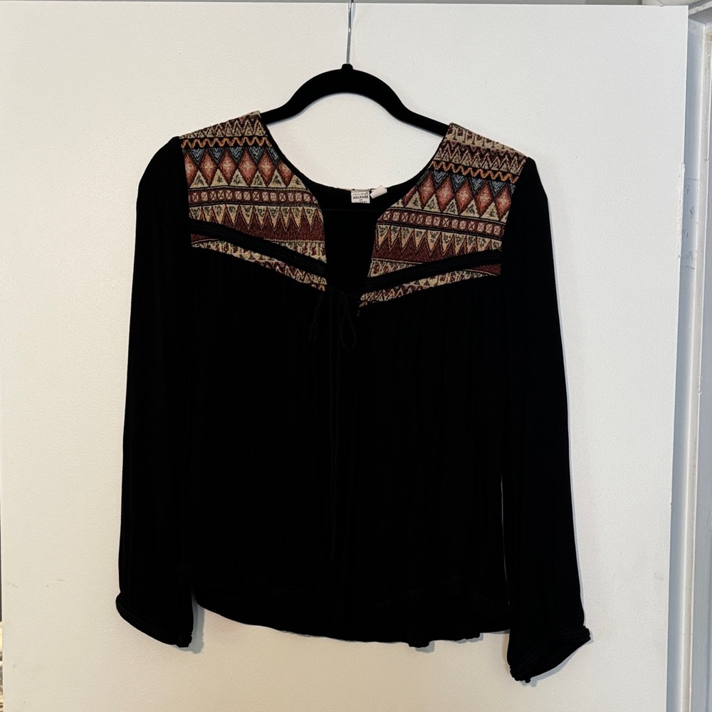 Melrose and Market Black Blouse with Brown Geometric Yoke
